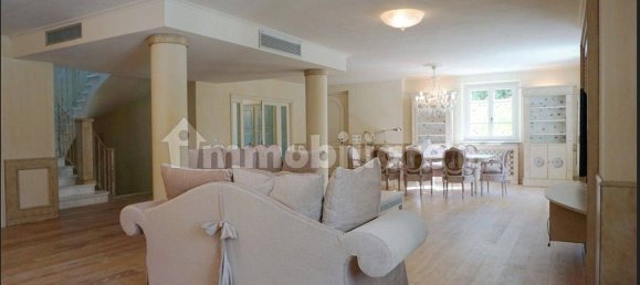 6 bedrooms Villa in Forte dei Marmi, Italy No. 325602 9