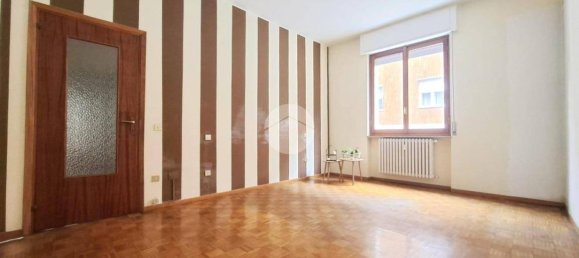 2 غرف نوم شقة في Voghera, Italy رقم 380007 27