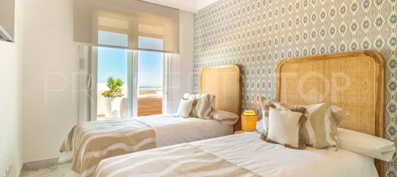 3 bedrooms Penthouse in Marbella, Spain No. 137951 9