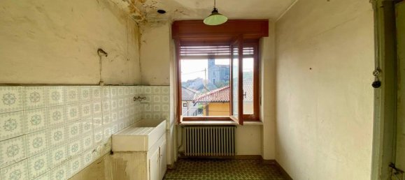 11 rooms Castles in Parella, Italy No. 143624 6