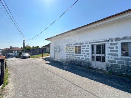 Casa de 3 dormitorios en Guimaraes, Portugal No. 187952