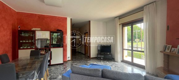 2 bedrooms Villa in Calco, Italy No. 288149 12