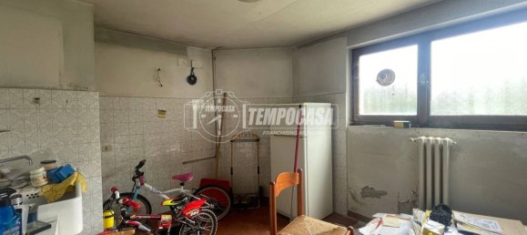 2 bedrooms Villa in Calco, Italy No. 288149 2