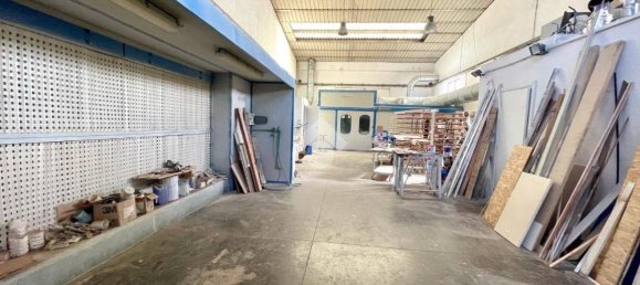 200m² Warehouse in Silvi, Italy No. 151392 6