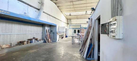 200m² Warehouse in Silvi, Italy No. 151392 5