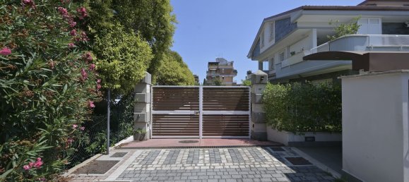 3 غرف نوم شقة في Ciampino, Italy رقم 313728 41