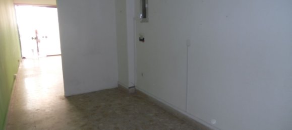 75m² Commercial property in Brindisi, Italy No. 341894 3