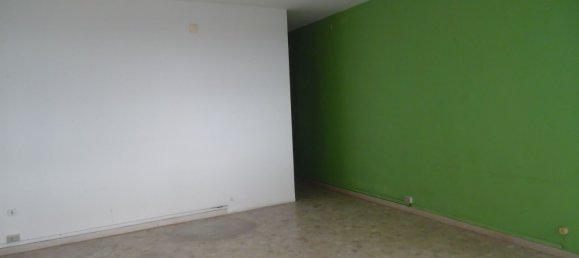 75m² Commercial property in Brindisi, Italy No. 341894 7