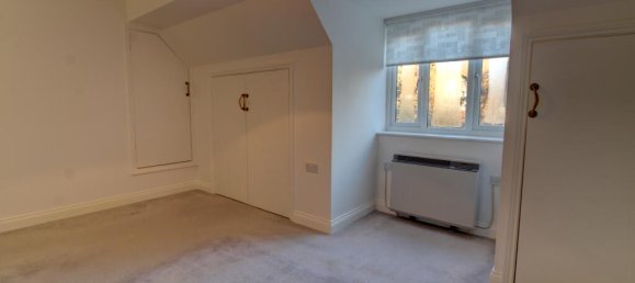 Casa T2 em Reading, United Kingdom N.º 10950 8