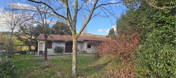 4 bedrooms House in Todi, Italy No. 379940 2