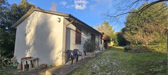 4 bedrooms House in Todi, Italy No. 379940 5
