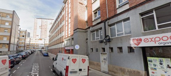 3 bedrooms Apartment in Gijon, Spain No. 149942 6