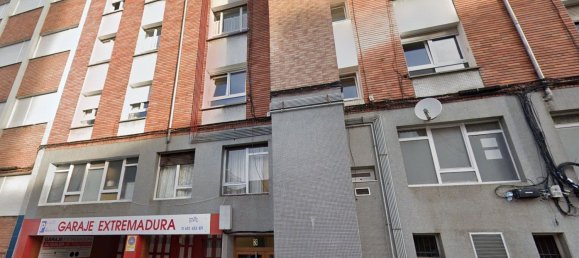 3 bedrooms Apartment in Gijon, Spain No. 149942 4