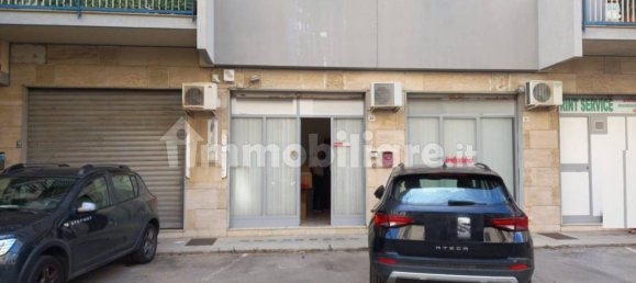 Propiedad comercial de 4 habitaciónes en Palermo, Italy No. 158399 2