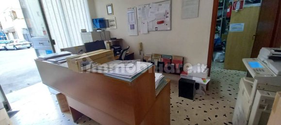 Propiedad comercial de 4 habitaciónes en Palermo, Italy No. 158399 6