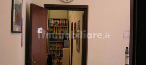 Propiedad comercial de 4 habitaciónes en Palermo, Italy No. 158399 13