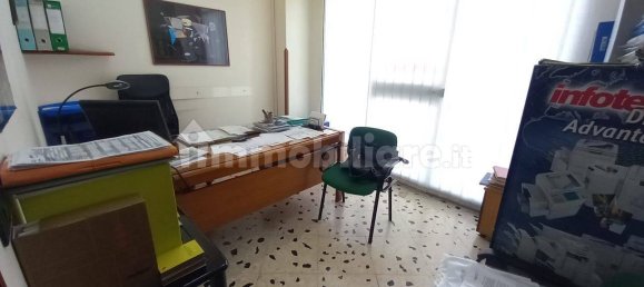 Propiedad comercial de 4 habitaciónes en Palermo, Italy No. 158399 8