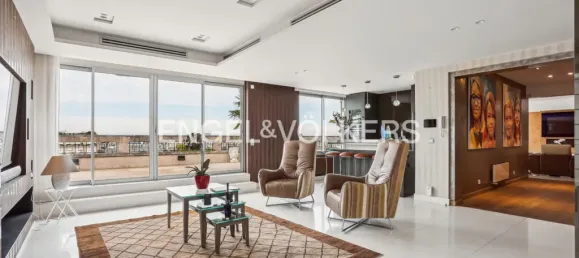 4 bedrooms Penthouse in Paris, France No. 168049 3