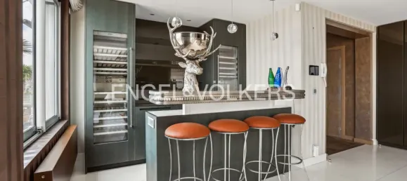 4 bedrooms Penthouse in Paris, France No. 168049 4