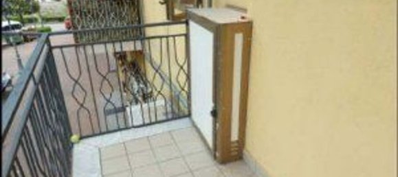 5 rooms Apartment in Giffoni Valle Piana, Italy No. 180063 9