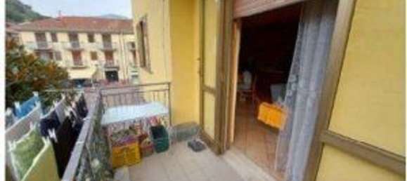 5 rooms Apartment in Giffoni Valle Piana, Italy No. 180063 8