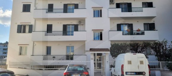 1-salle Garage à Vieste, Italy No. 22040 8