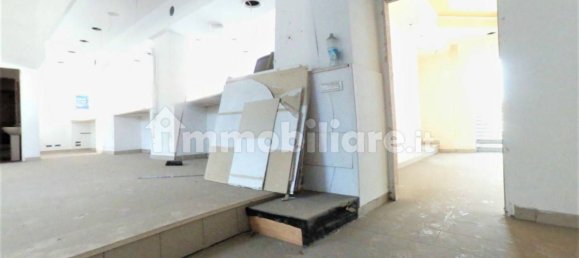 388m² Commercial property in Corigliano Rossano, Italy No. 343088 7