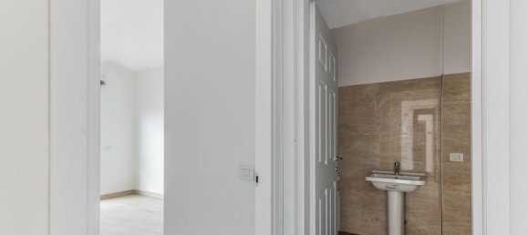 Apartamento de 2 habitaciónes en Sesto San Giovanni, Italy No. 56354 10