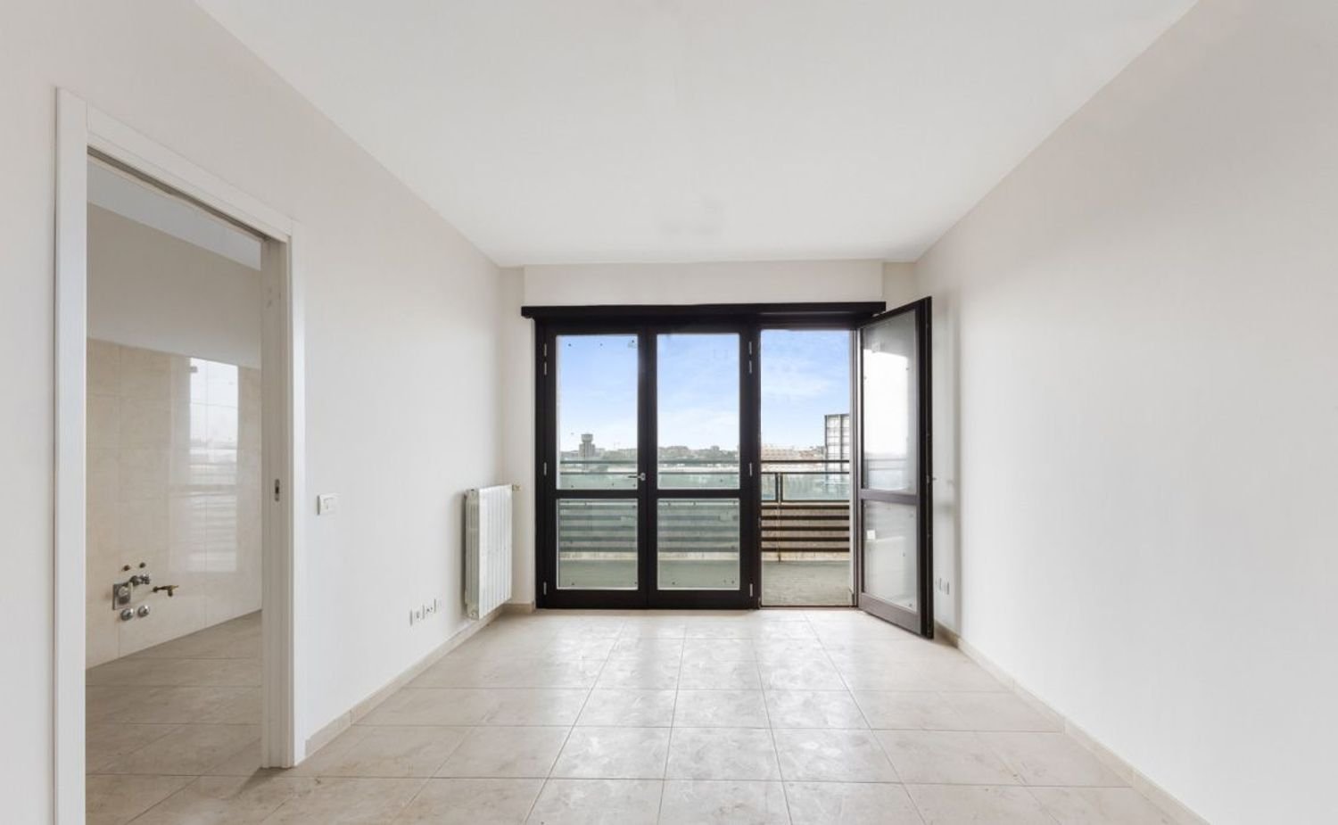 Apartamento de 2 habitaciónes en Sesto San Giovanni, Italy No. 56354
