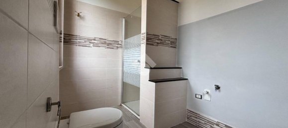 Apartamento de 2 dormitorios en Cave, Italy No. 217138 35