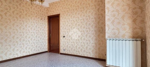 Apartamento de 2 dormitorios en Cave, Italy No. 217138 28