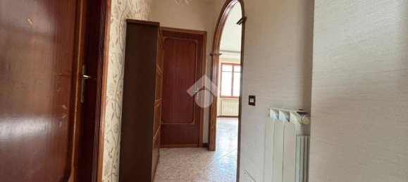 Apartamento de 2 dormitorios en Cave, Italy No. 217138 25