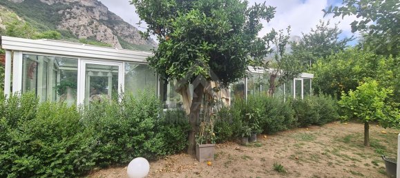 1200m² Warehouse in Meta, Italy No. 172636 5