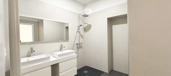 3-salle Appartement à Leopoldstadt, Austria No. 243957 6