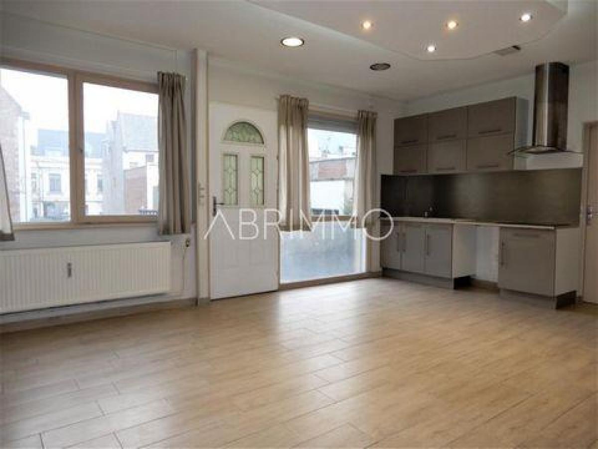 Condominio de 3 dormitorios en Valenciennes, France No. 27711