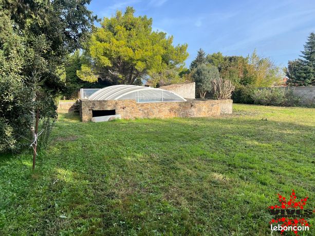 1050m² Land in Lezignan-Corbieres, France No. 312697