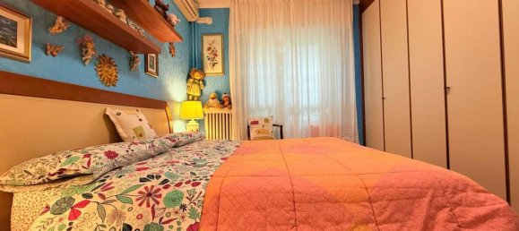 3 rooms Apartment in Milan, Italy No. 242293 12