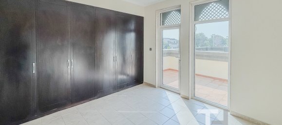 3 chambres Villa à Jumeirah Park, UAE No. 95241 11