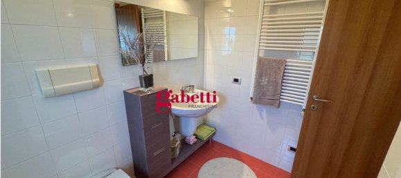 5 rooms Apartment in Rimini, Italy No. 298985 25