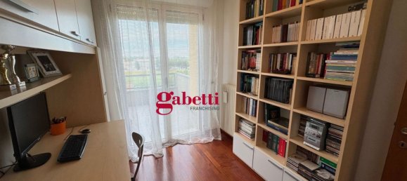 5 rooms Apartment in Rimini, Italy No. 298985 14