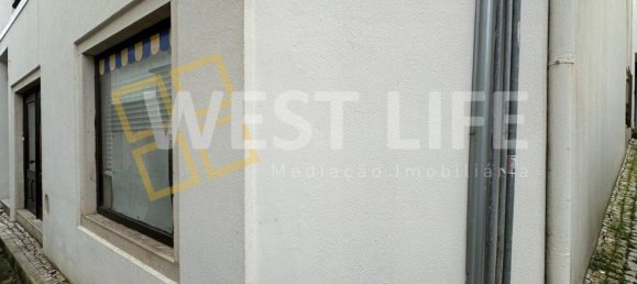 52m² Commercial property in Lourinha, Portugal No. 13313 4