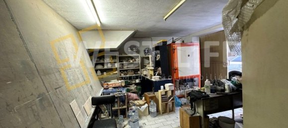 52m² Commercial property in Lourinha, Portugal No. 13313 16