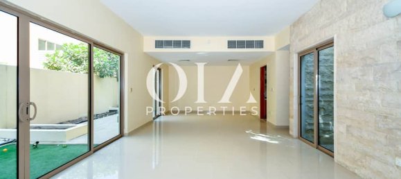 4 Schlafzimmer Villa in Al Raha Gardens, UAE, Nr. 17308 4