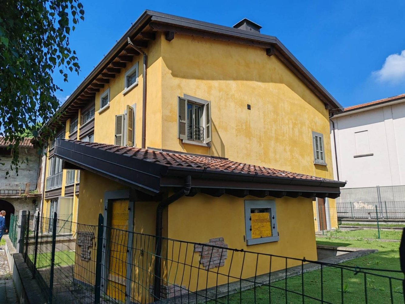 Квартира с 1 спальней в Бергамо, Италия № 389899