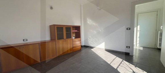 3-Zimmer Wohnung in Bologna, Italy, Nr. 24549 8