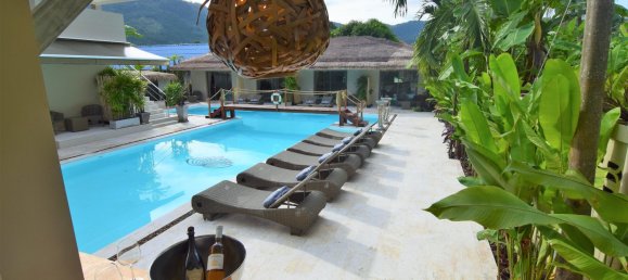 11 bedrooms Warehouse in Ko Samui, Thailand No. 22276 3