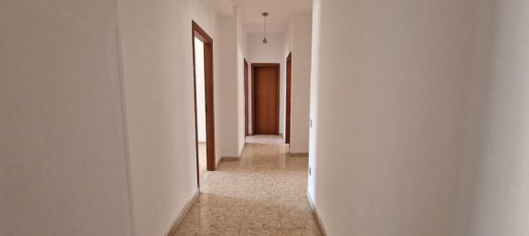 4 Schlafzimmer Wohnung in Maglie, Italy, Nr. 381740 7