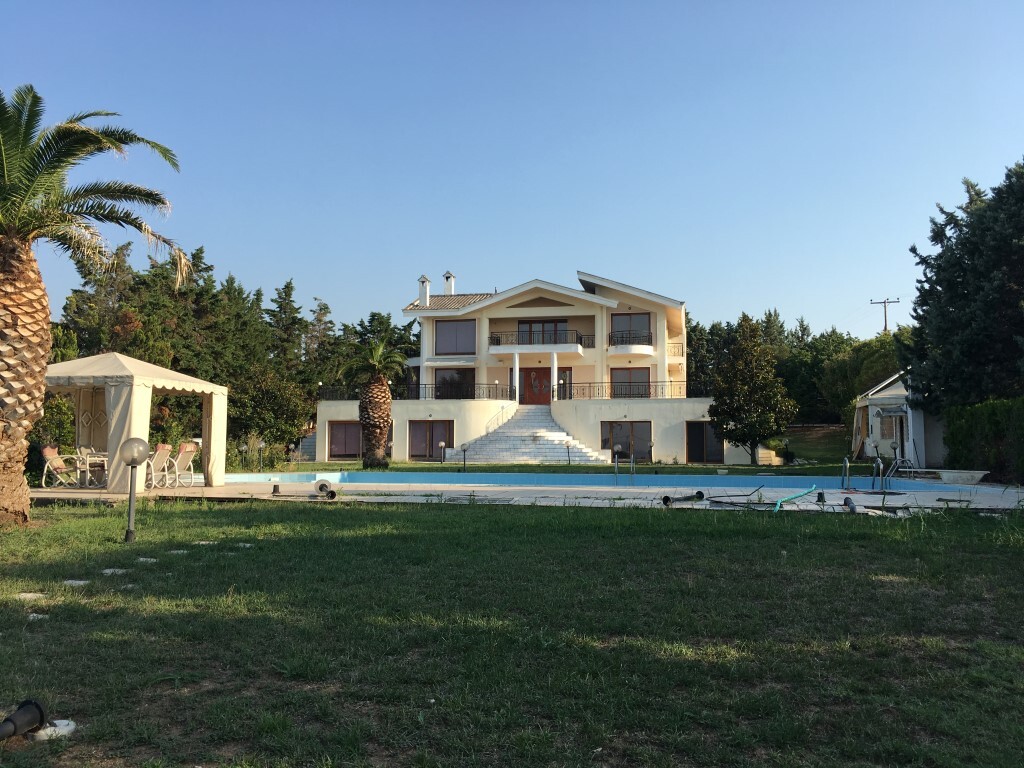7 غرف نوم فيلا في Thermi, Greece رقم 92976