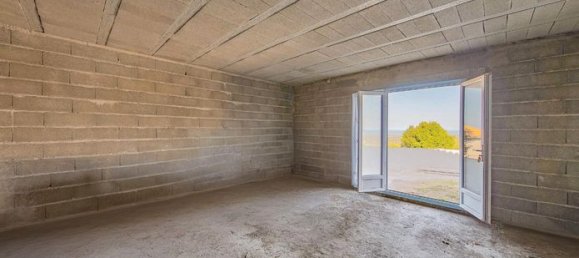 3 bedrooms House in Borgo, France No. 300663 5