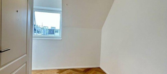 2-Zimmer Doppelhaus in Alsergrund, Austria, Nr. 184593 13